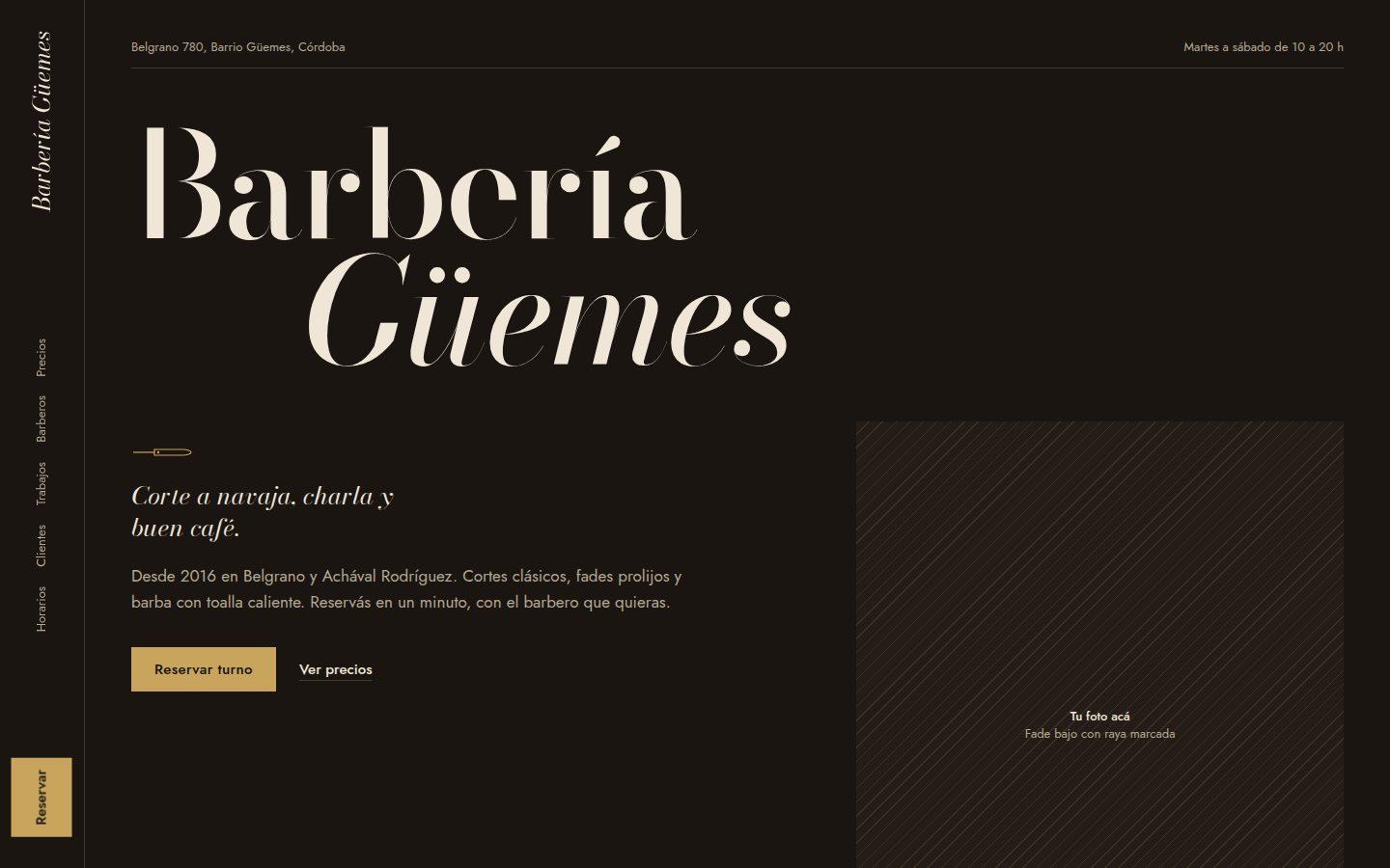 La plantilla Nocturna editorial en computadora